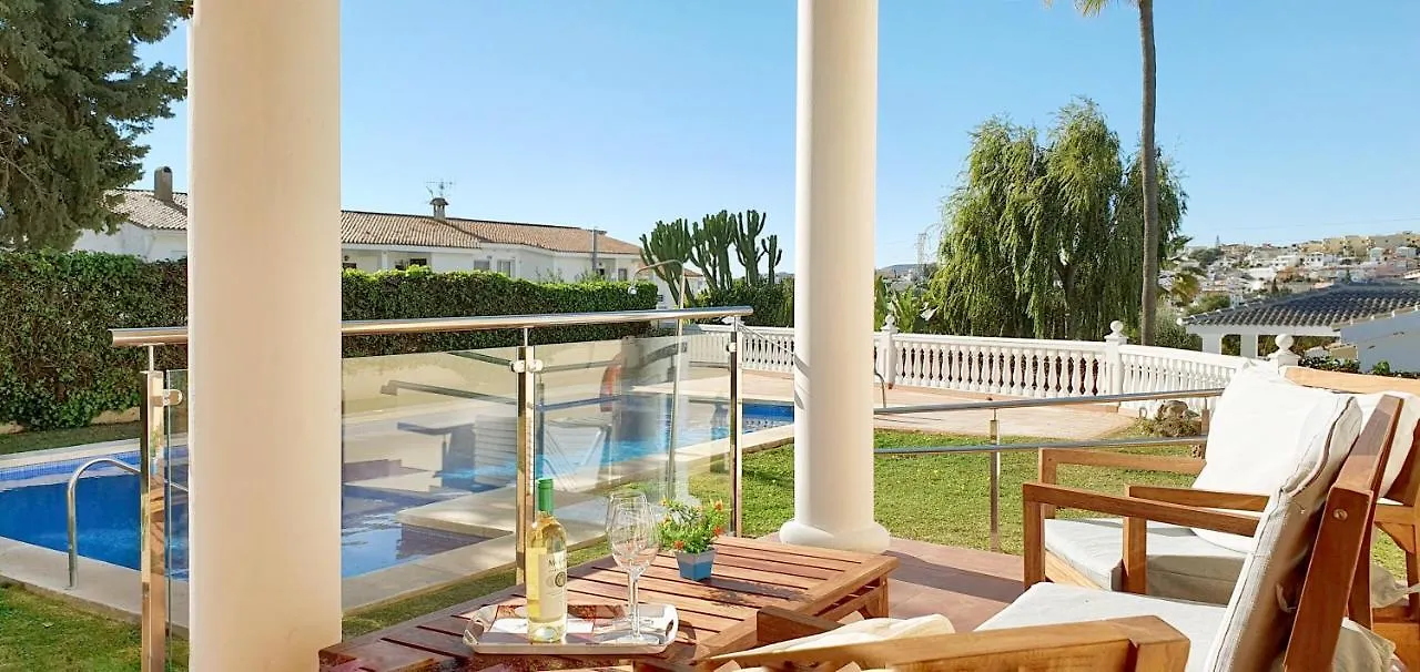 Golden Villa Costa Del Sol - Big Private Pool - Bbq - Good Location Fuengirola